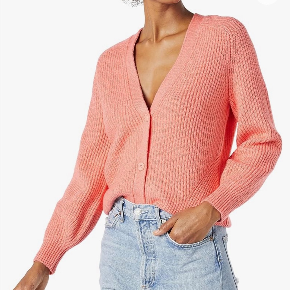 NWT Amazon Essentials soft knit cardigan